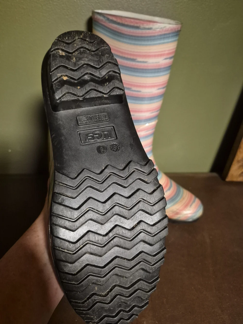 UGG Shaye Serape Boots Womens 9 Pink Rainbow Rain Rubber Mid Calf Waterproof